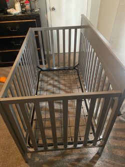 Grey Toddler crib