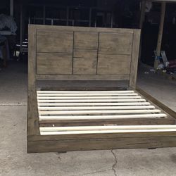 QUEEN BED FRAME 