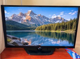 LG 47-inch LED HDTV