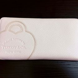 NWT Tiffany & co pink heart wallet