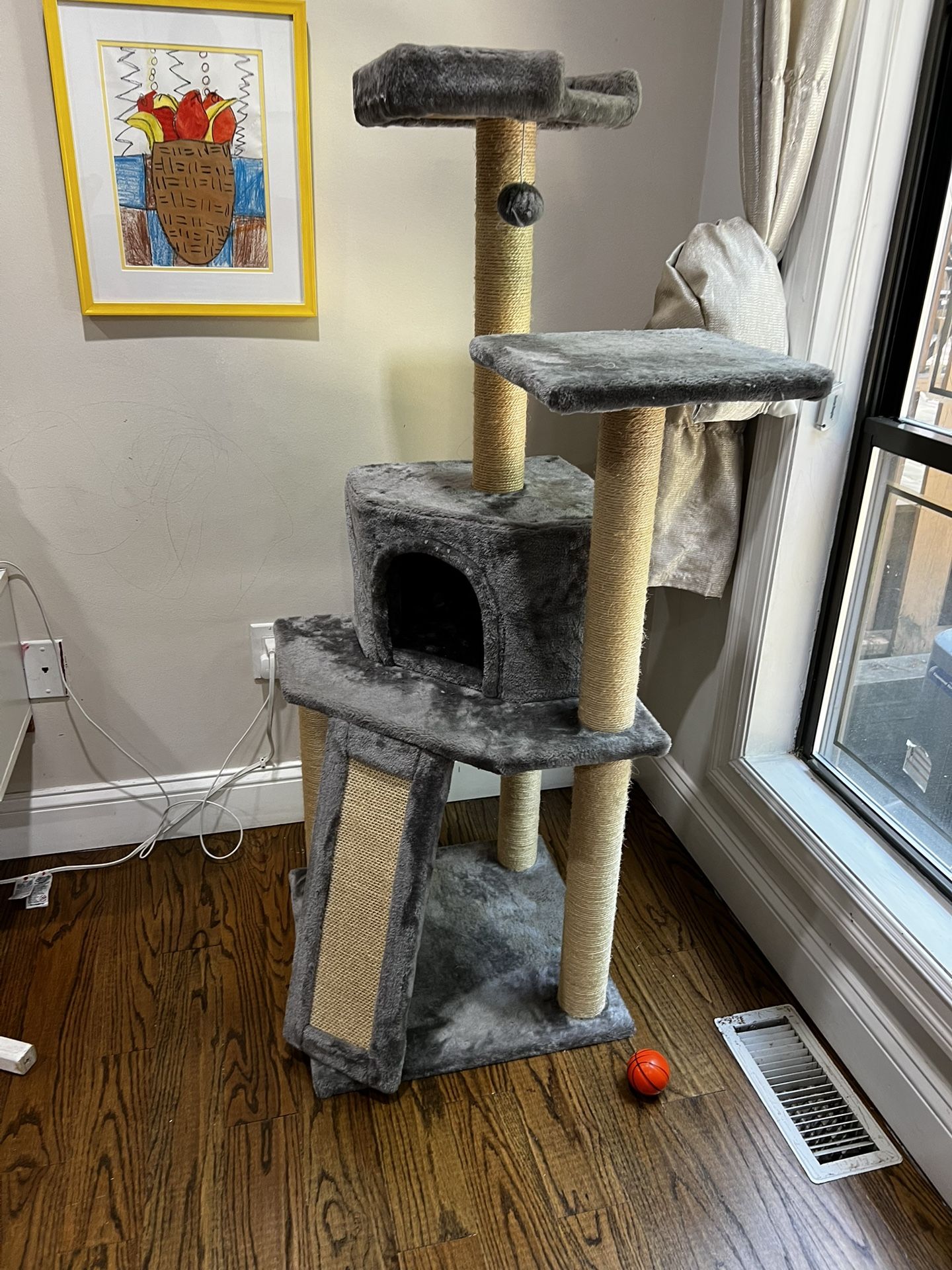 Scratch Post