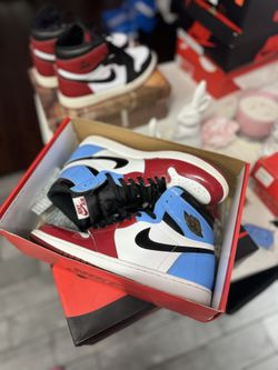 Chicago / Unc Retro 1s 