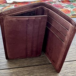 Leather Bifold Wallet Spain