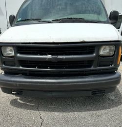 2001 chevy express 5.0