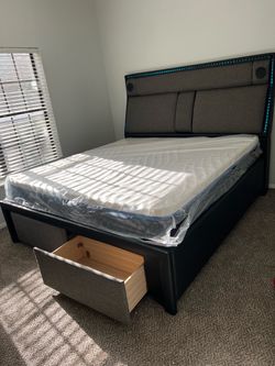 Furniture speaker bed with Bluetooth