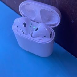 Apple AirPods 2nd Generation 