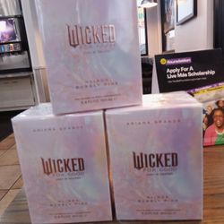 Ariana Grande Glinda Bubbly Pink Perfume 