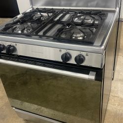 GE Profile. Gas Stove Used 