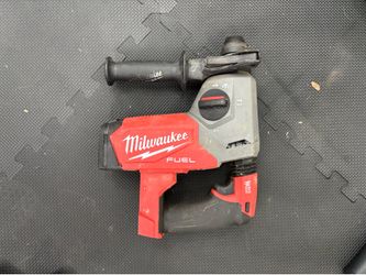 Milwaukee m18 fuel SDS plus Rotary Hammer
