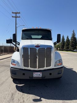 2021 Peterbilt Model 579