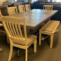 New Ashley Bolanburg Thanksgiving Family XL Table Was $3299 Now $2k New