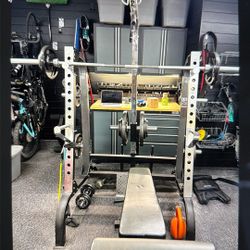 Weider Club 500 Squat Rack with Lat/Row tower