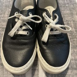 Black Vans Tennis Shoes 