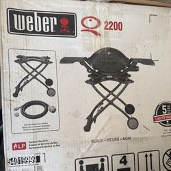 Weber Q2200 Grill 