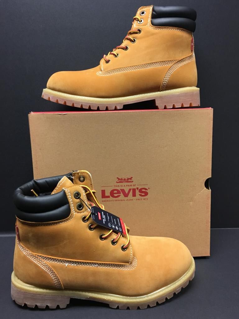 New levis boots for men nuevos available on size 8 8.5 9 9.5 10 AND 11 DISPONIBLES EN ESTOS NUMEROS NUEVOS PARA HOMBRE