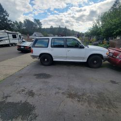 1996 Ford Explorer