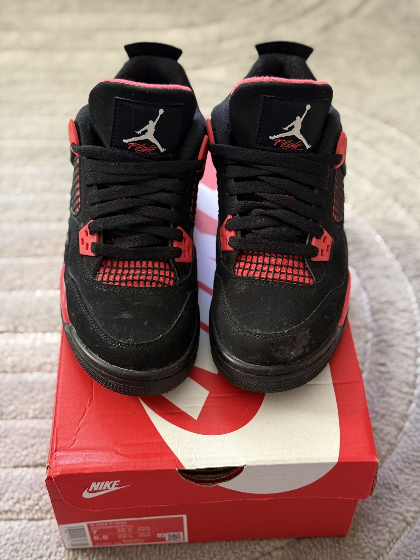 Air Jordan 4 Retro (Red Thunder)