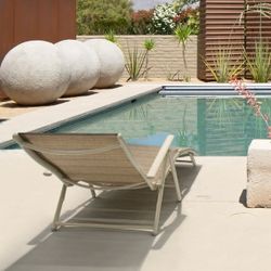 New Heavy Duty Set of 2 Patio Lounge Chairs Adjustable Pool Chaise Lounge Chairs Textilene Folding Outdoor Recliners, Beige  New in box T-TLCL812B Ens