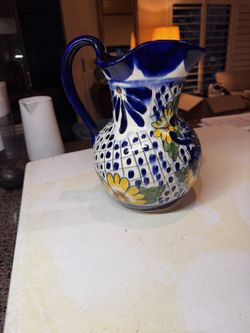 TALAVERA Pottery Style Water Pitcher with Handle Hand Painted floral 10"