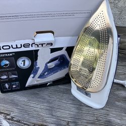 Rowenta DW2170 AccessSteam Iron