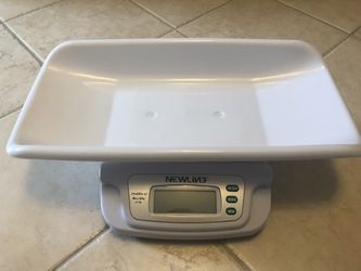 Newborn baby items. New line weight scale.