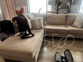 L shaped couch is great condition