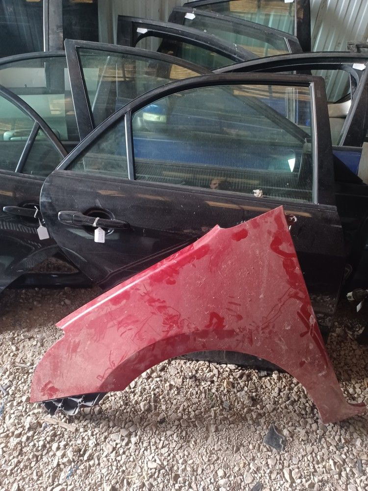 2011 Sentra Left Fender