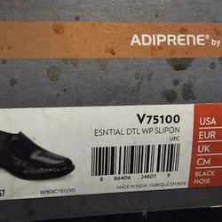 Dress Shoes - Size 10 (GREAT BRAND - NEVER USED)