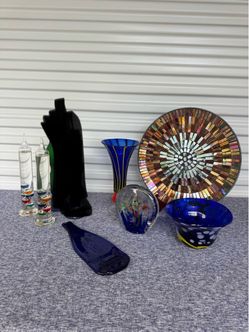 Bundle of Assorted Decor