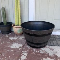 Barrel Planter pot