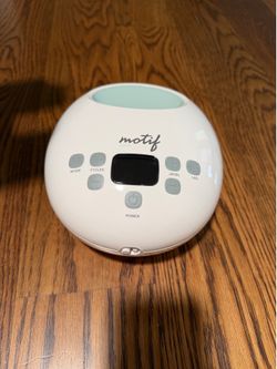 Motif Luna double electric breast pump with bags
