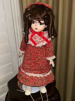 Vintage Christmas Porcelain Doll – 15" Holiday Collectible
