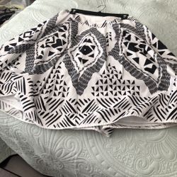 WORTHINGTON LINED SKIRT SIZE 4