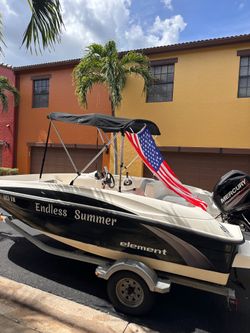 Boat Element (Bayliner)