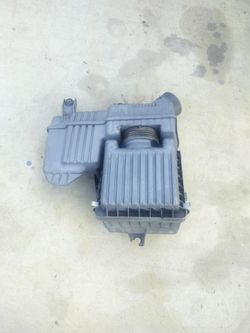 96-2000 Civic Ex Intake Box 