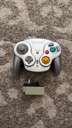 Nintendo gamecube wavebird controller with receiver