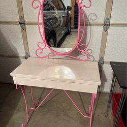 Girls Metal Pink and White Desk