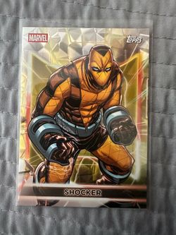 2026 Topps Neon Marvel Shocker #100 Diamante Foil