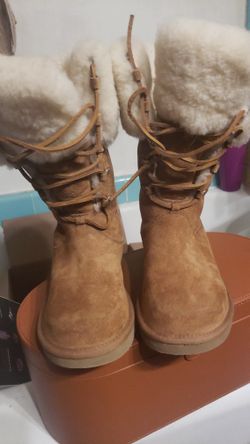 Uggs Montclair Boots