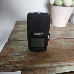Zoom H2n Recorder 