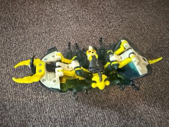1997 Transformers Beast Wars RETRAX Deluxe Class - Missing legs