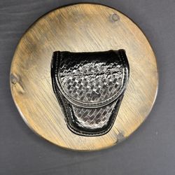 Bianchi Double Handcuff Case 7917 AccuMold Elite Covered Hidden Snap NICE