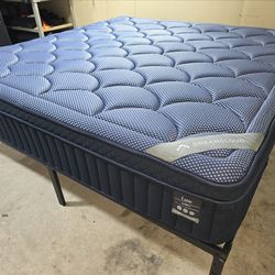 Dreamcloud Luxe Hybrid King Mattress