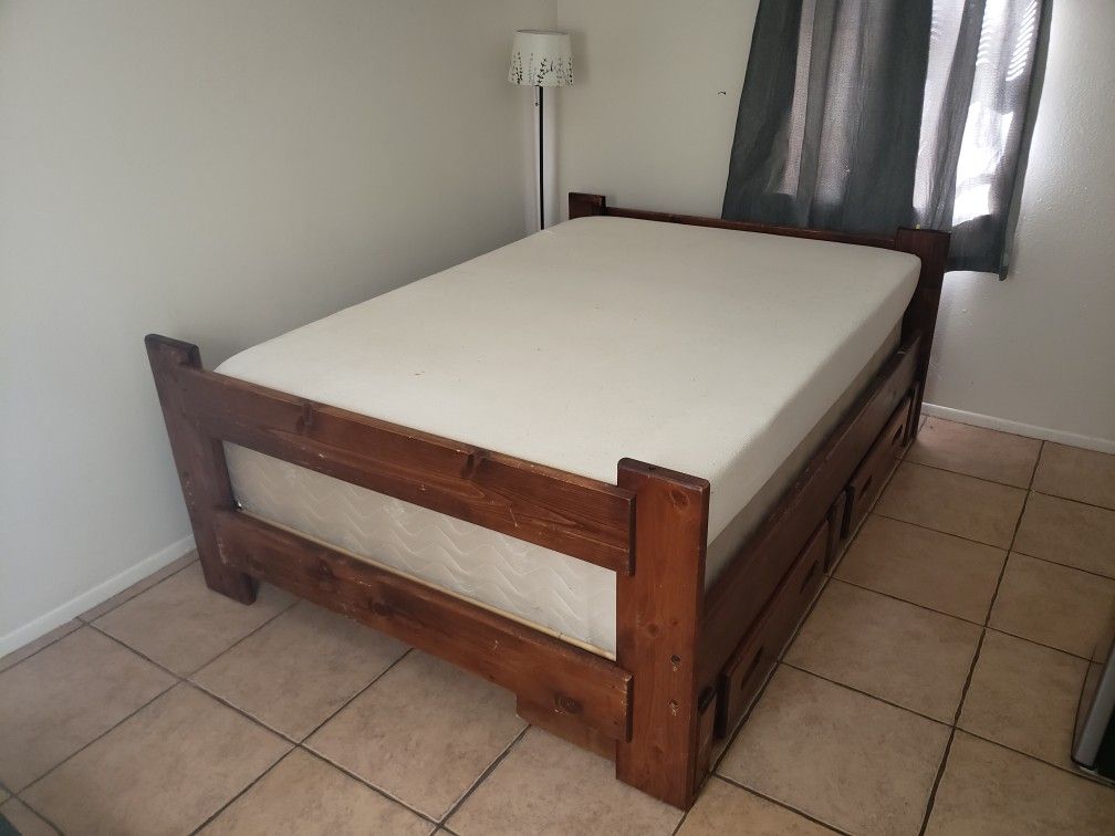 Full Size Bed & Frame Complete 