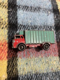 Matchbox Refrigerator Truck