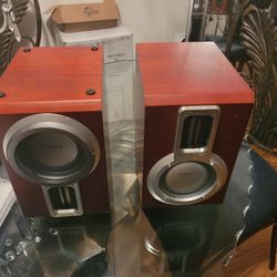 2 PHILLIPS MAHOGANY SPEAKERS 