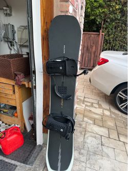 2023 Burton Custom Snowboard