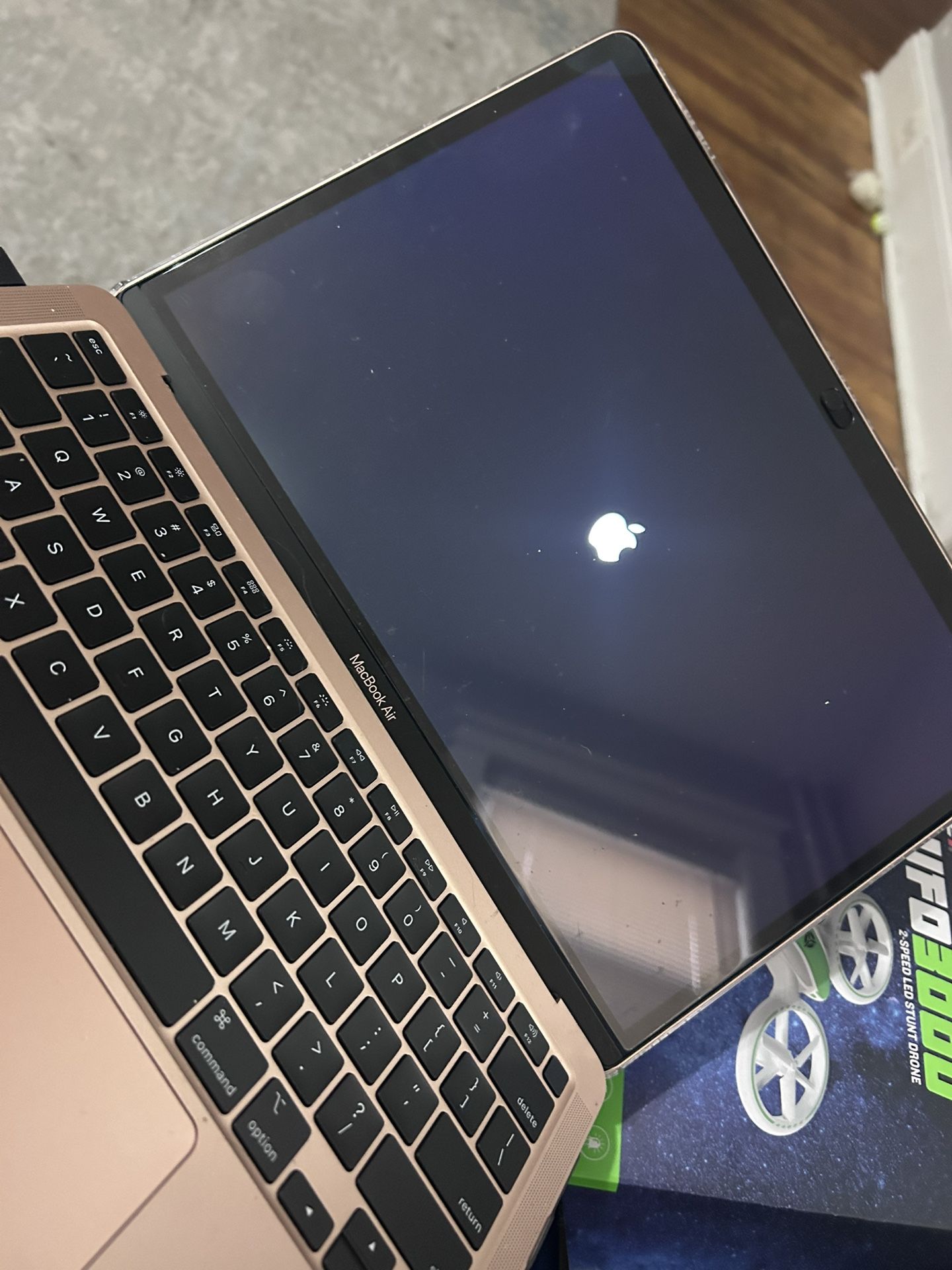 MacBook