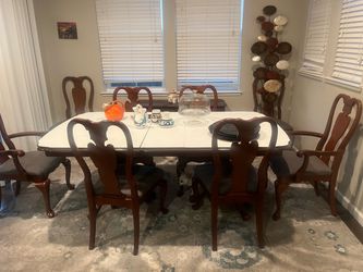 Dining room set