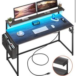 computer/gaming desk with lights